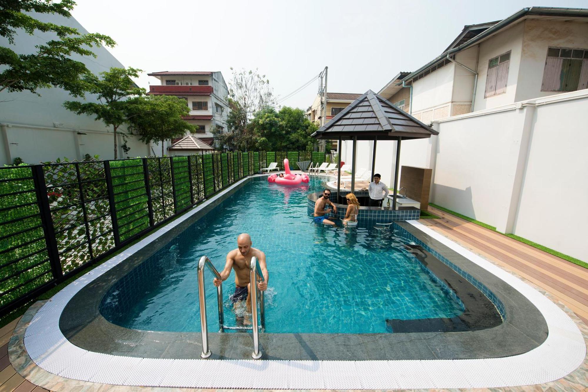 Urbanite Hotel Vientiane Exterior photo